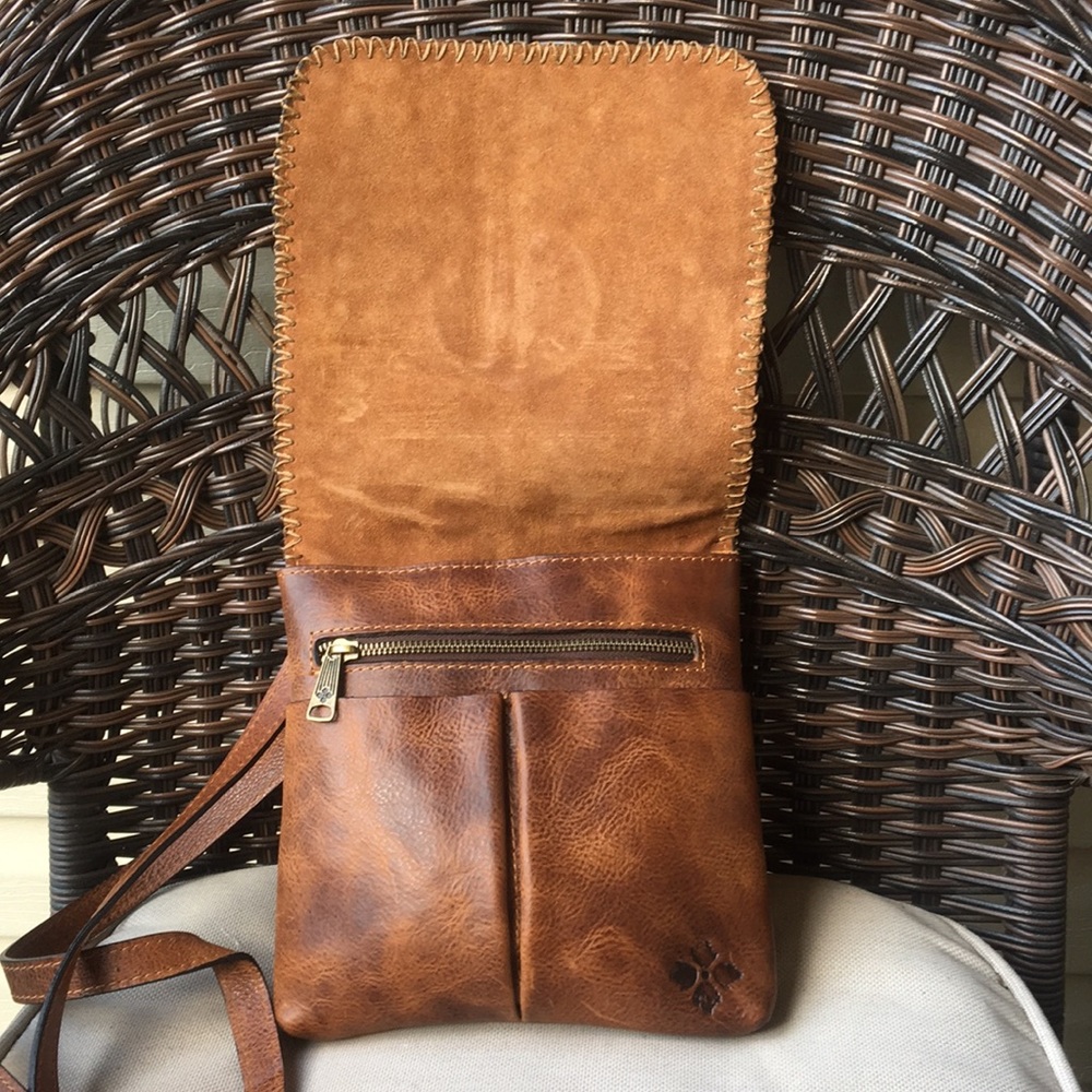 Patricia Nash Medallion Crossbody - Picture 7 of 12